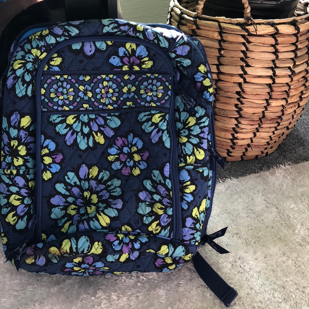 1 HOUR SALE‼️Vera Bradley laptop book bag